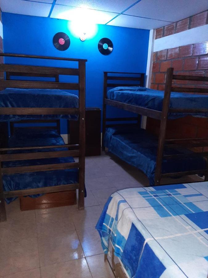 Plaza Hostel Sj 2 Сальта Экстерьер фото