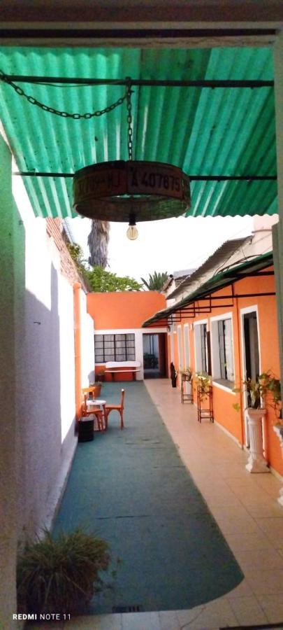 Plaza Hostel Sj 2 Сальта Экстерьер фото